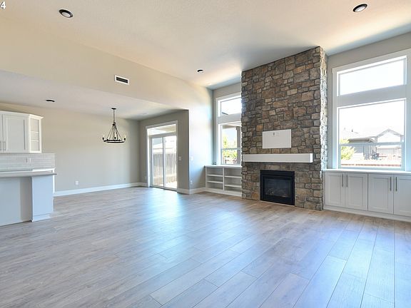 3rd image of 9126 NE 168th Ct