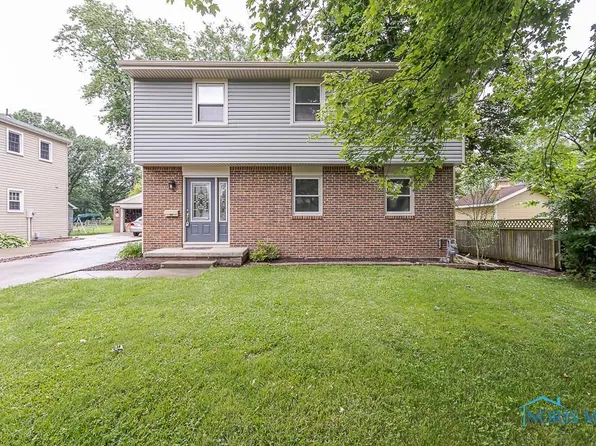 716 Maple St, Perrysburg, OH 43551