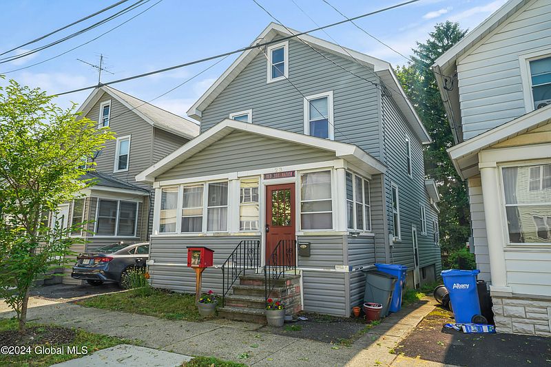 4th image of 23 Grandview Terrace