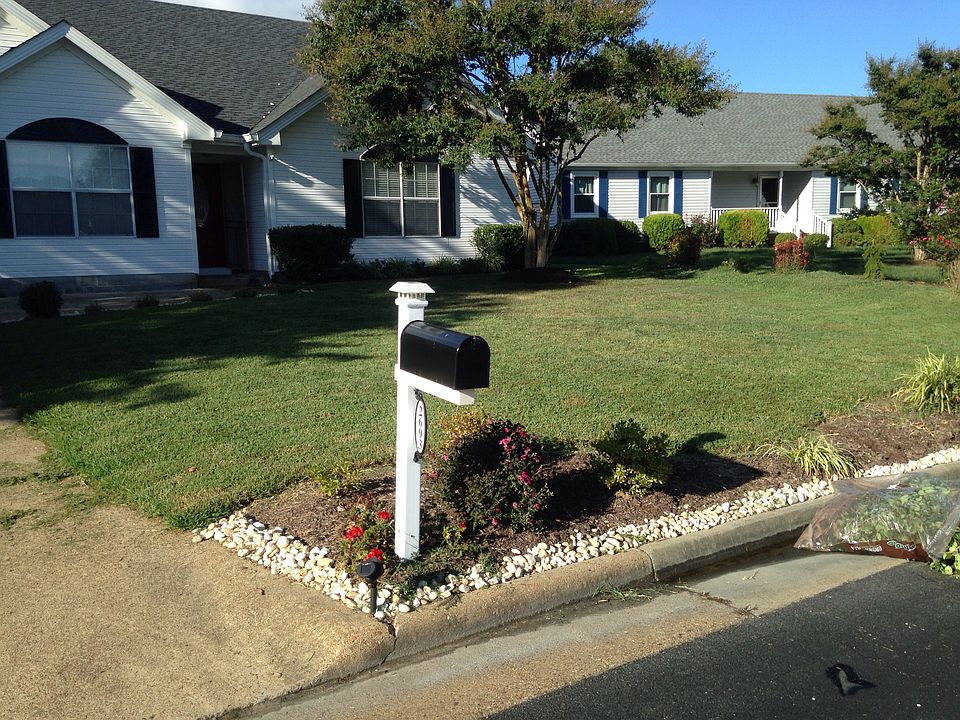 1st image of 2693 Bernadotte St