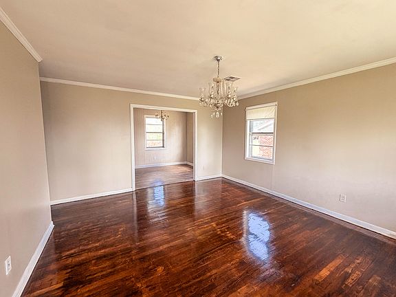 2nd image of 404 Miller Rd