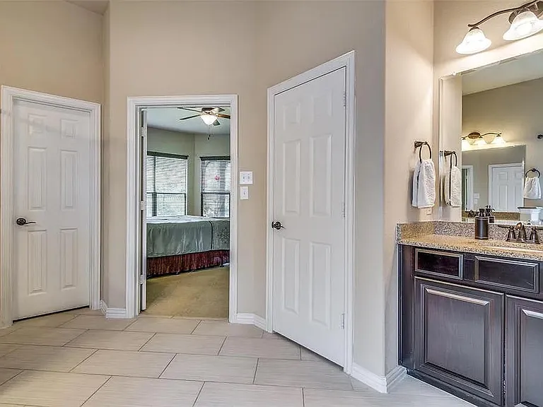 2508 Barranca Way — Photo 15