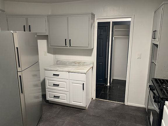 2nd image of 277 Prospect St #7E