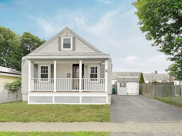 44 Harmon St, Lynn, MA 01905