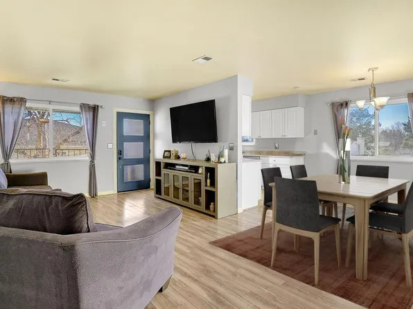 9848 Appletree Pl, Thornton, CO 80260