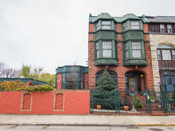 3534 S Calumet Ave, Chicago, IL 60653