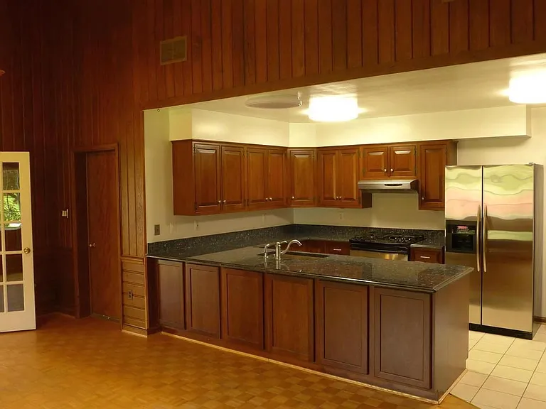 6301 Evermay Dr — Photo 11