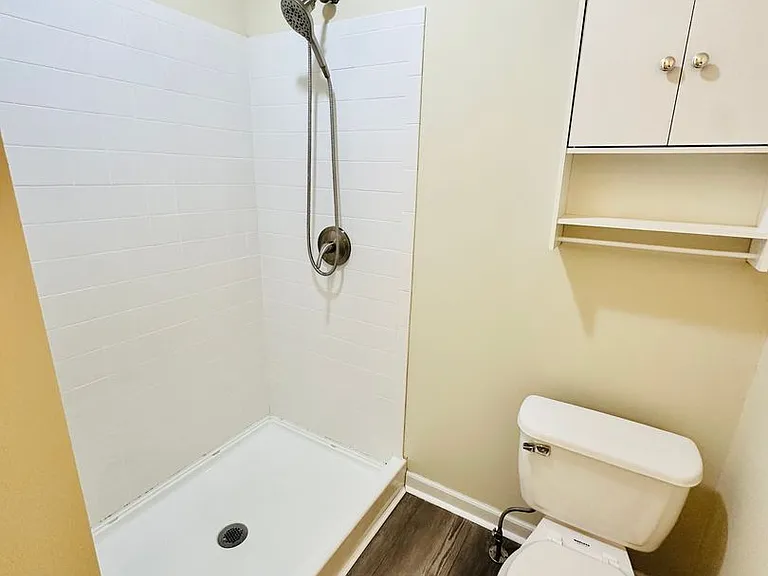 710 Latimer Ave — Photo 18