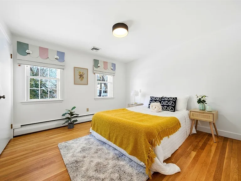 8 Phinney Rd — Photo 19