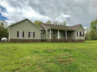 365 S Point Dr, Camden, TN 38320