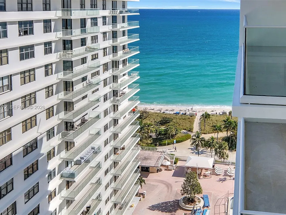9801 Collins Ave #20T