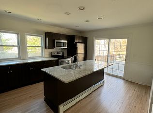 1347 Van Antwerp Rd, Niskayuna, NY 12309