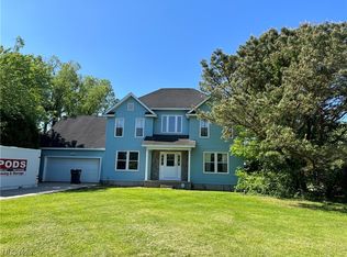 405 Grandview Rd, Newark, OH 43055