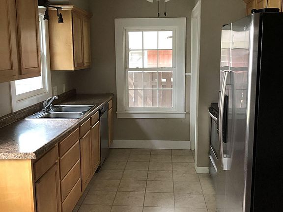 4th image of 623 Crebs Ave