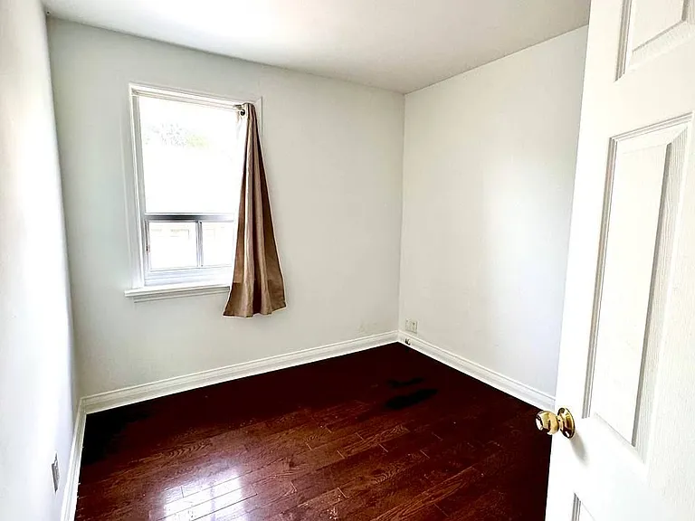 32 Belgravia Ave #MAIN — Photo 8