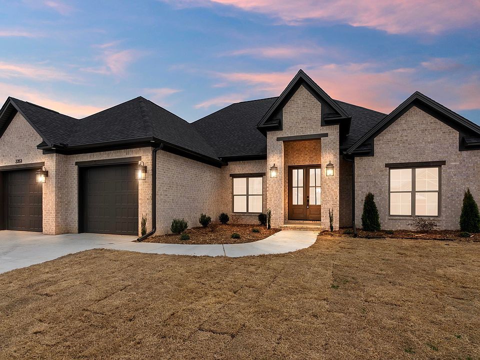 1st image of 2353 Holly Hill Dr