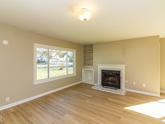 2nd image of 1602 S Grant Ave