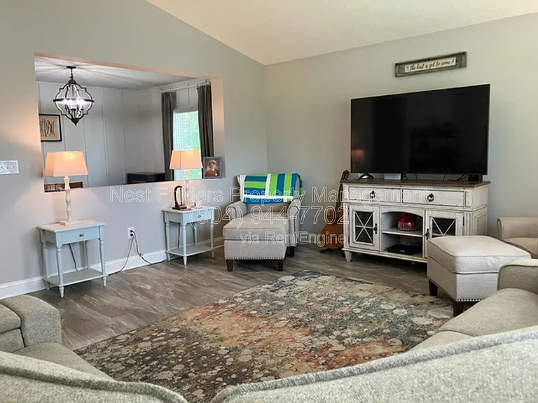 7842 Sunnydale Ln — Photo 18