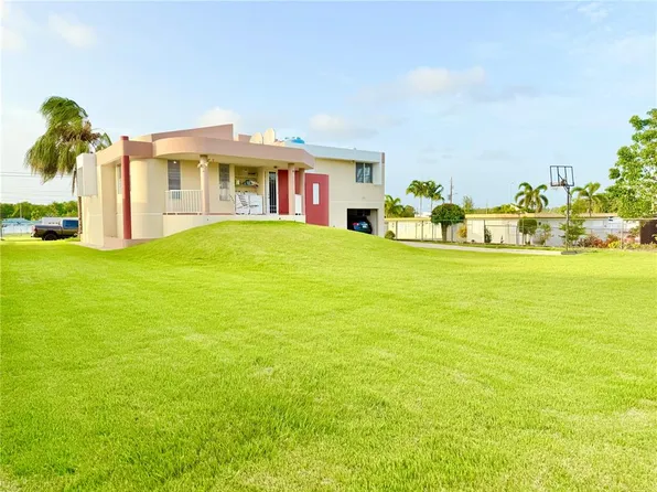 Urb La Romana 216 Calle Franchesco, Quebradillas, PR 00678