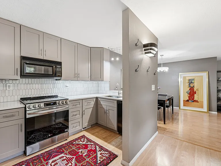 3202 Cripple Creek Trl — Photo 2