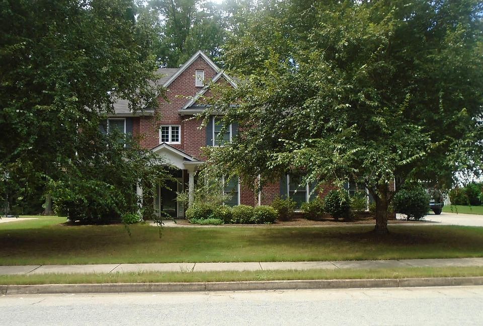1st image of 408 Lake Forest Dr