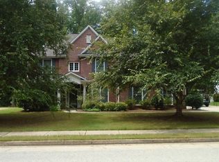 408 Lake Forest Dr, Newnan, GA 30265