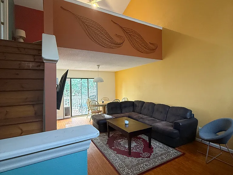 505 Fostoria Ct — Photo 7