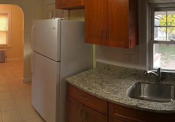 5th image of 133 Greene St #1
