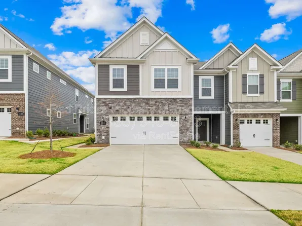 7145 Bentz St, Charlotte, NC 28269