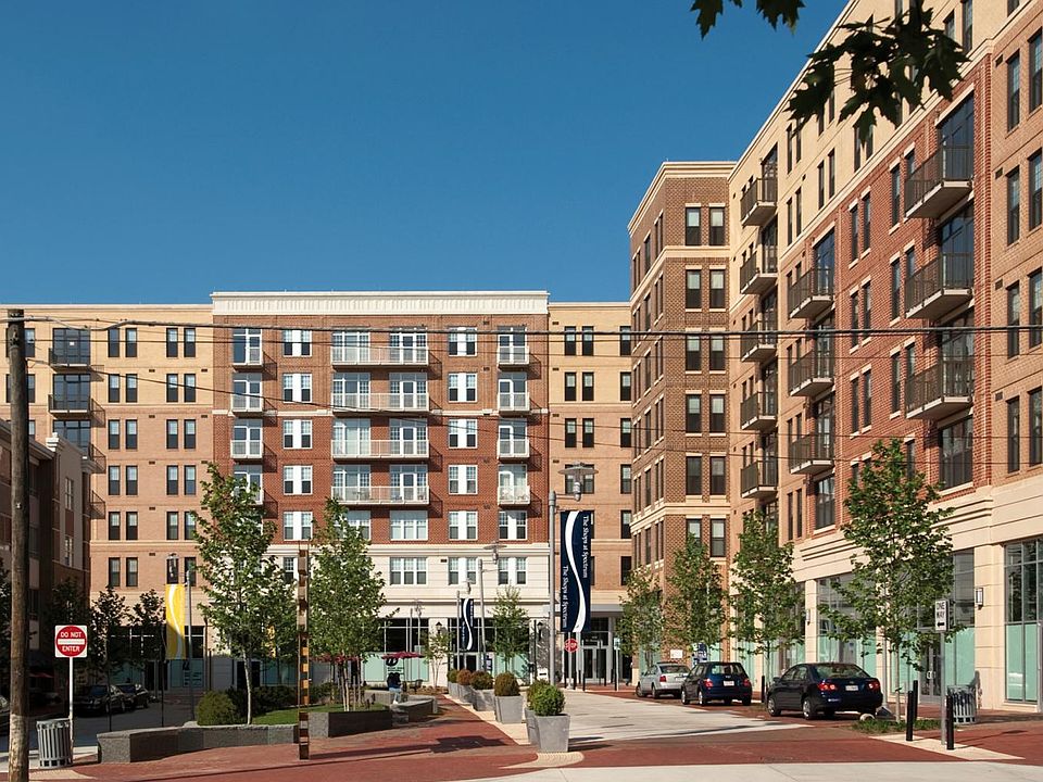 1st image of 444 W Broad St Unit 528