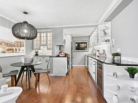 4th image of 77 7th Ave APT 14V
