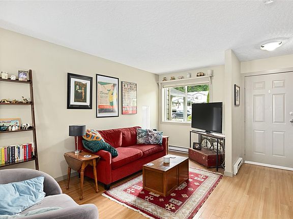 4th image of 3242 Cowichan Lake Rd #21