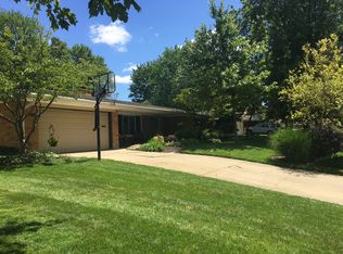 4612 Parklawn Dr, Dayton, OH 45440