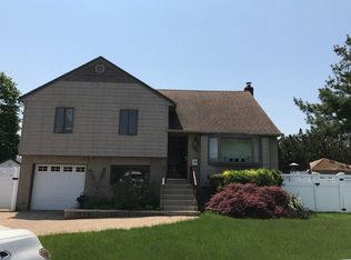 846 Adams St, Baldwin, NY 11510