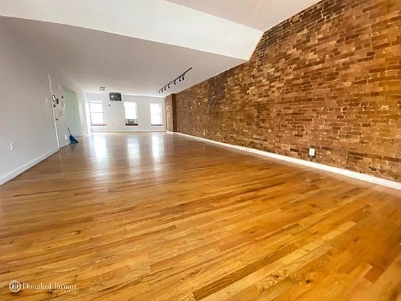 5th image of 2035 3rd Ave APT 4
