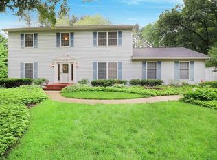 50947 Safari Dr, Granger, IN 46530