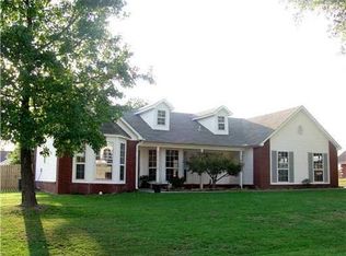 2309 Onyx Cir, Van Buren, AR 72956
