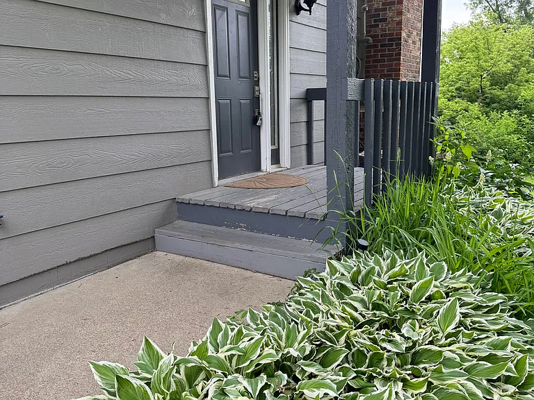 13241 Webster Ave — Photo 2