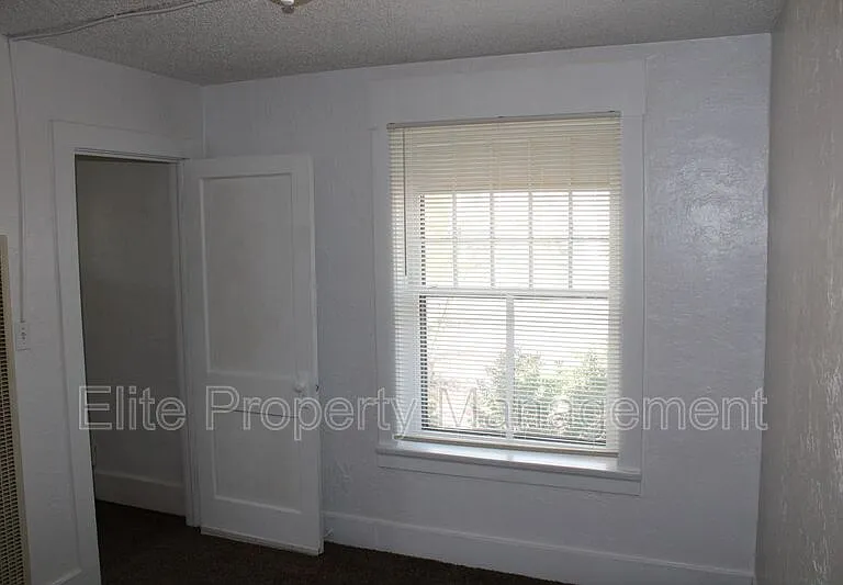 2901 5th Ave #4 — Photo 8