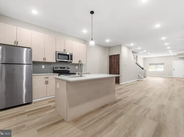 5043 Chestnut St, Philadelphia, PA 19139