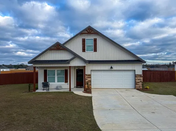 1983 Silcox Rd, Ashford, AL 36312