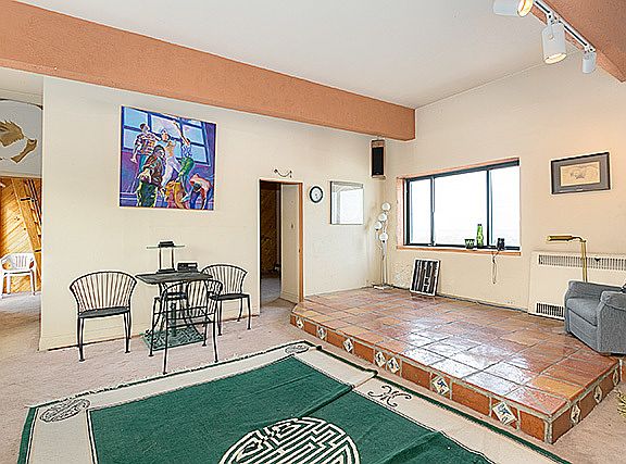 3rd image of 5048 N Marine Dr #9A