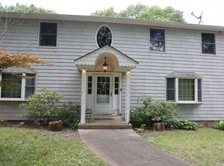 160 Bellport Ave, Medford, NY 11763