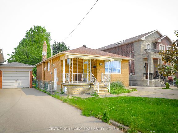 3rd image of 22 Katherine Rd