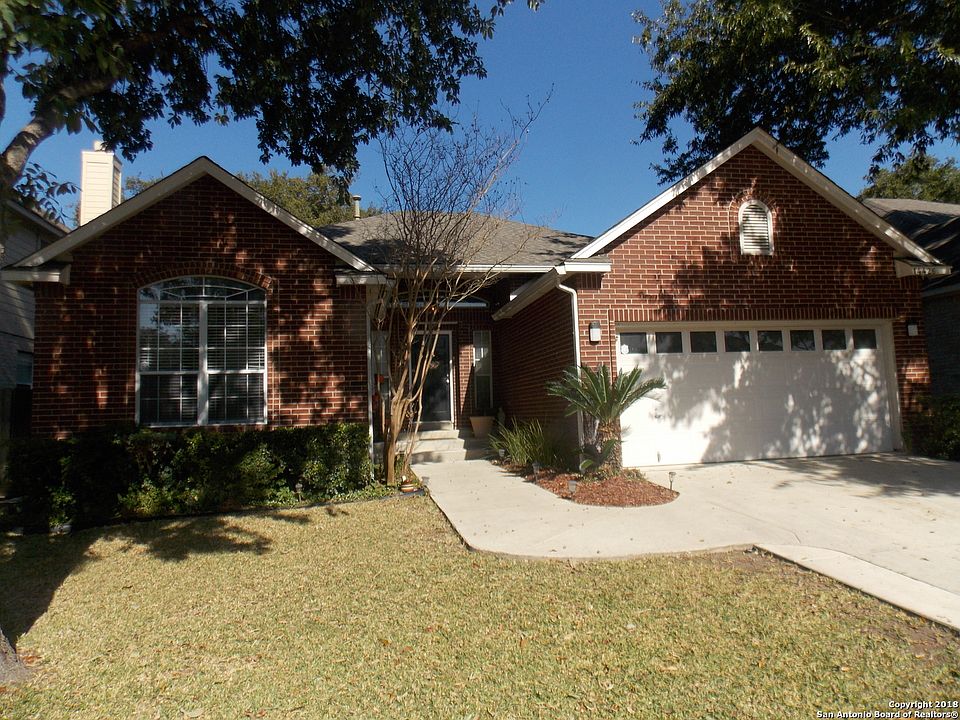 1st image of 14426 NE TRIPLE CROWN LN