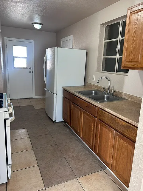 3 bed, 1267 sqft, $1,380 — Photo 4