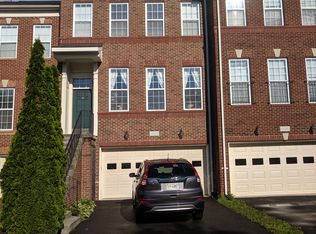 22060 Dilworth Sq, Ashburn, VA 20148