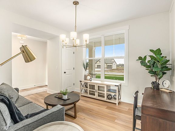 7th image of this home