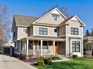 4625 Cumnor Rd, Downers Grove, IL 60515