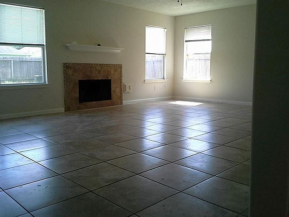 3rd image of 18123 Canyon Cypress Ln
